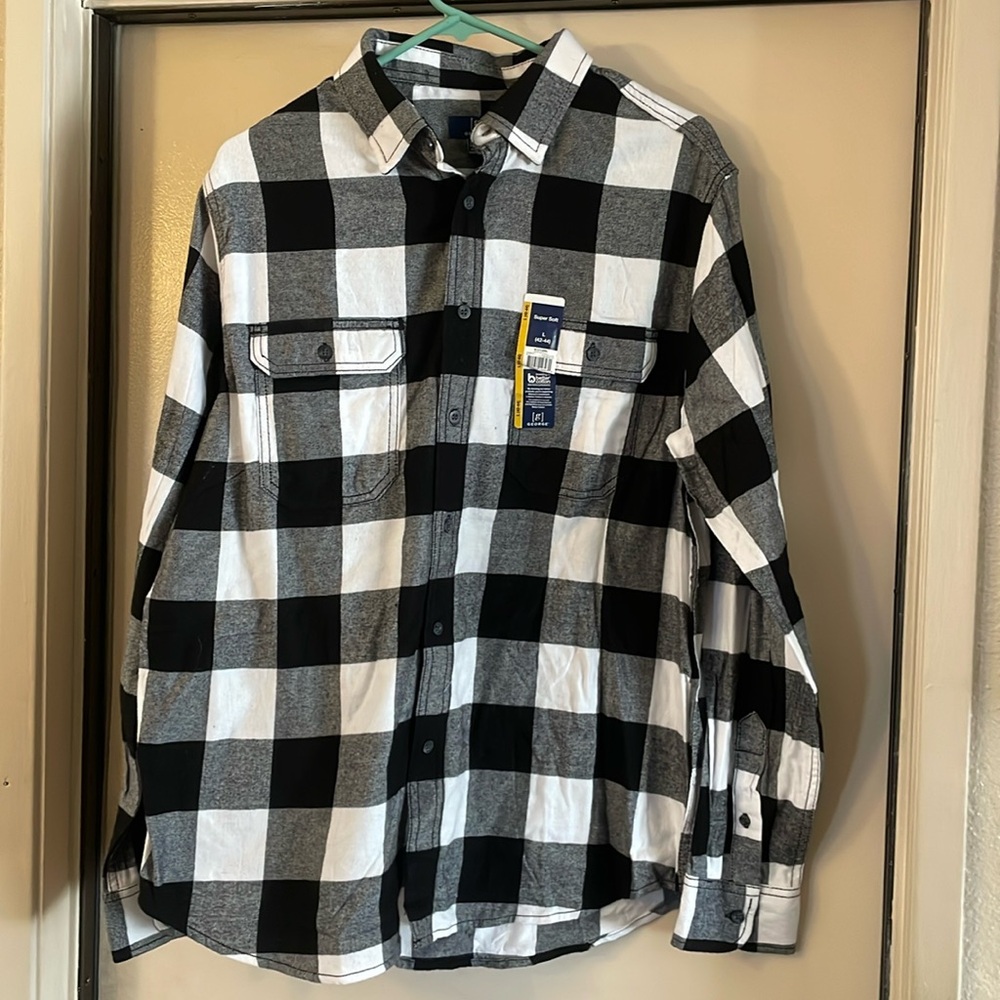 FLANEL BLACK AND WHITE CHECKER GEORGE LARGE BUTTON UP COLLAR